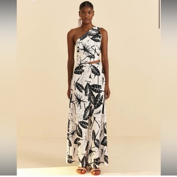 FARM RIO JUMPSUIT - Picture 1 of 4